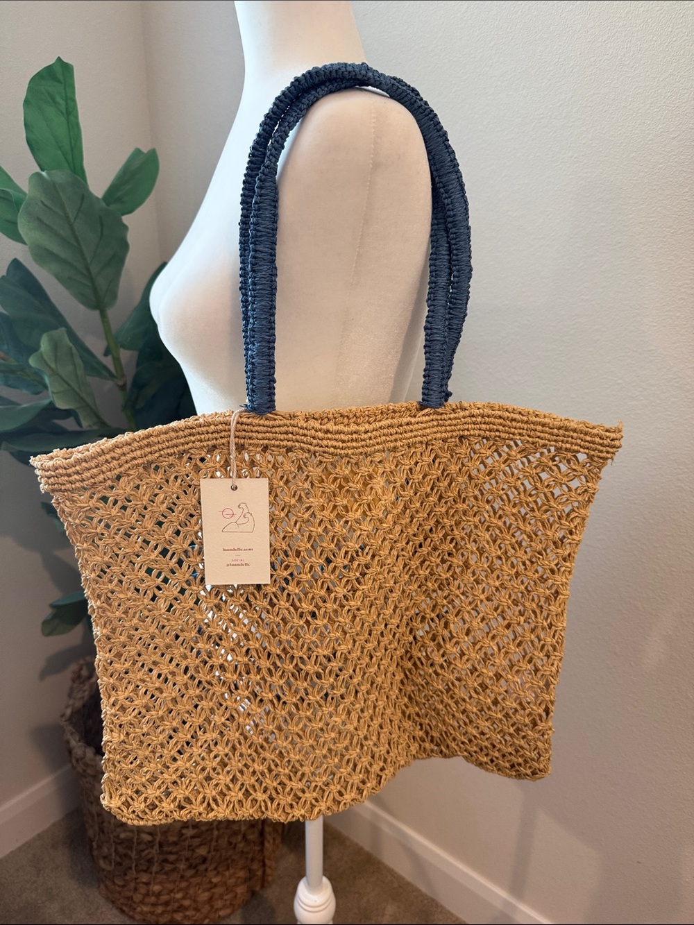 Le Surf Straw Shoulder Tote in Natural Tan with Blue Accents - Picture 2 of 4